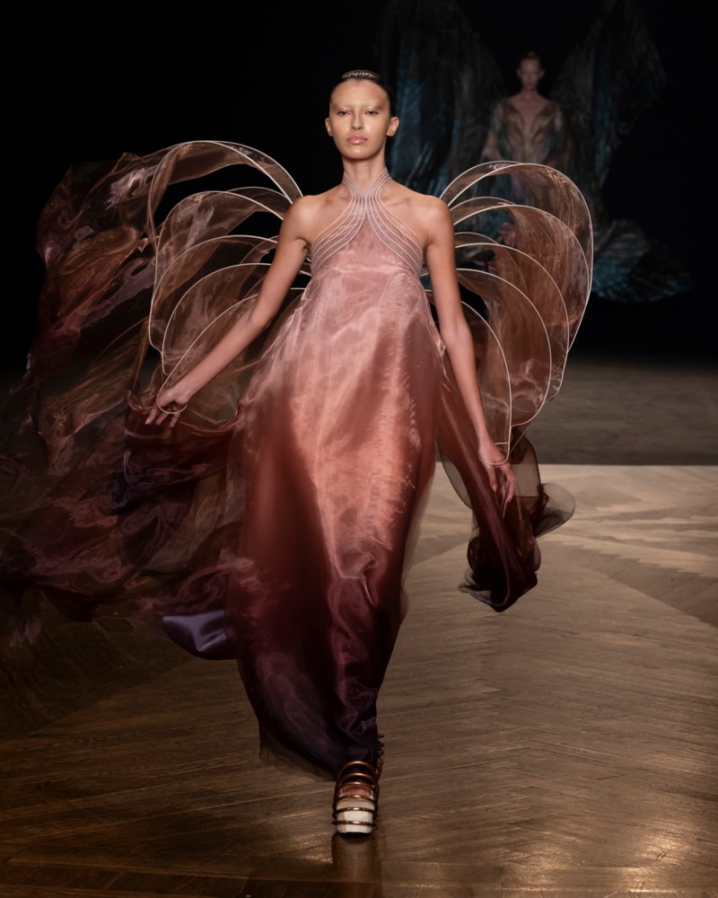 Iris van Herpen Sympoiesis - Paris Couture Week