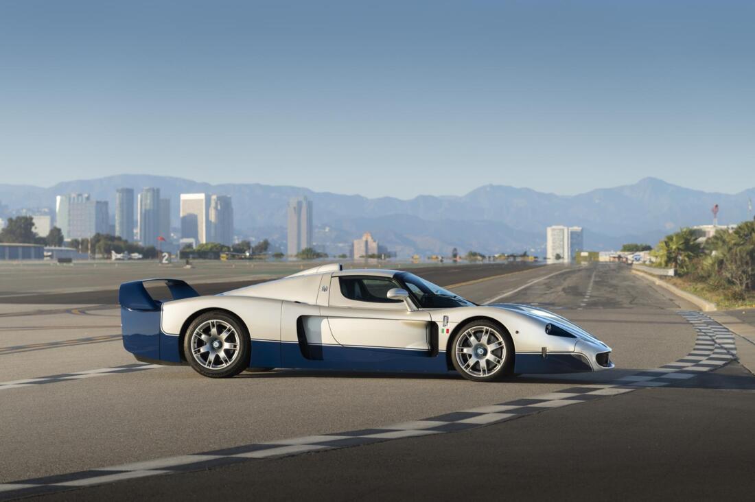 Picture Maserati MC12 Stradale