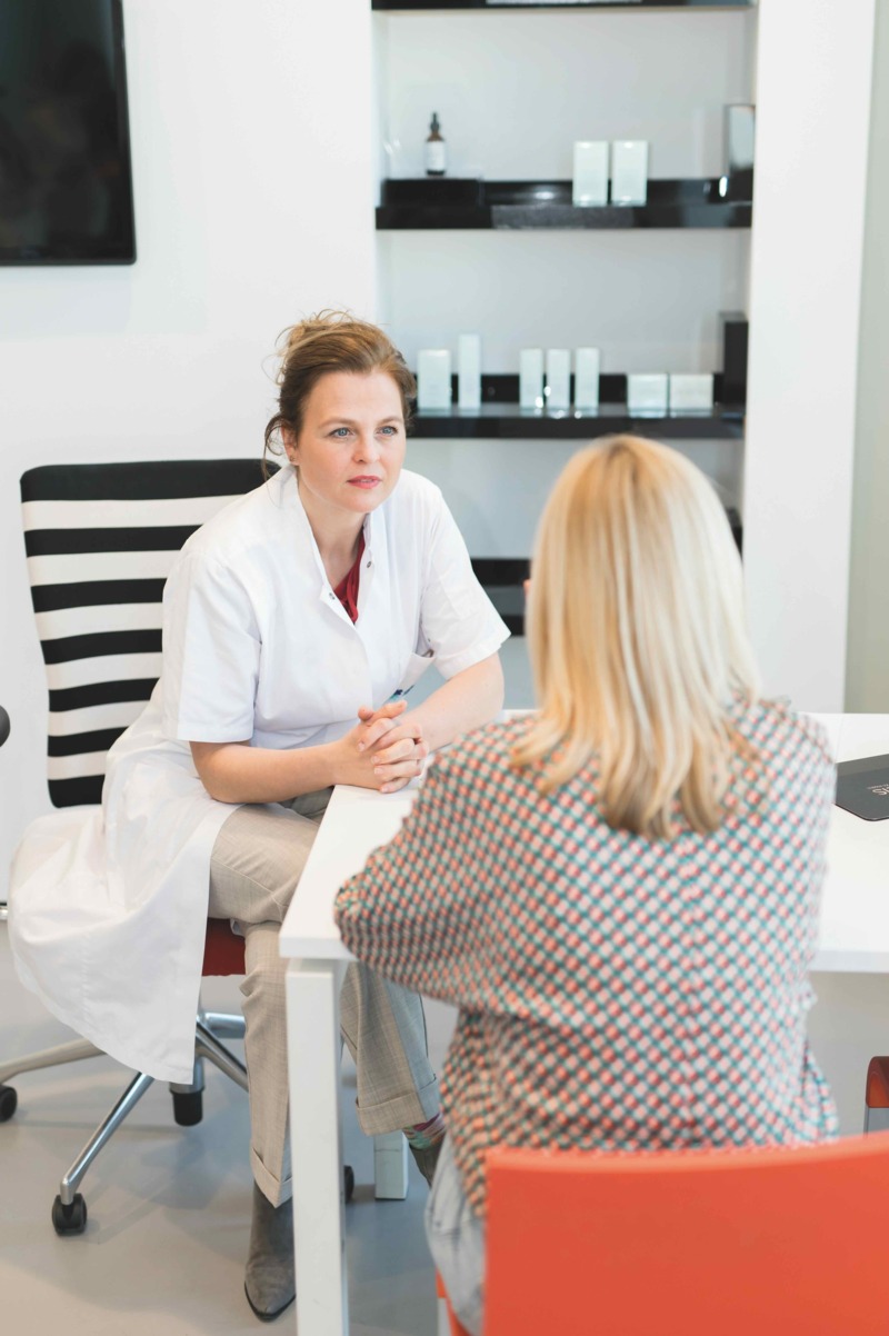 Plastisch  chirurg  consult