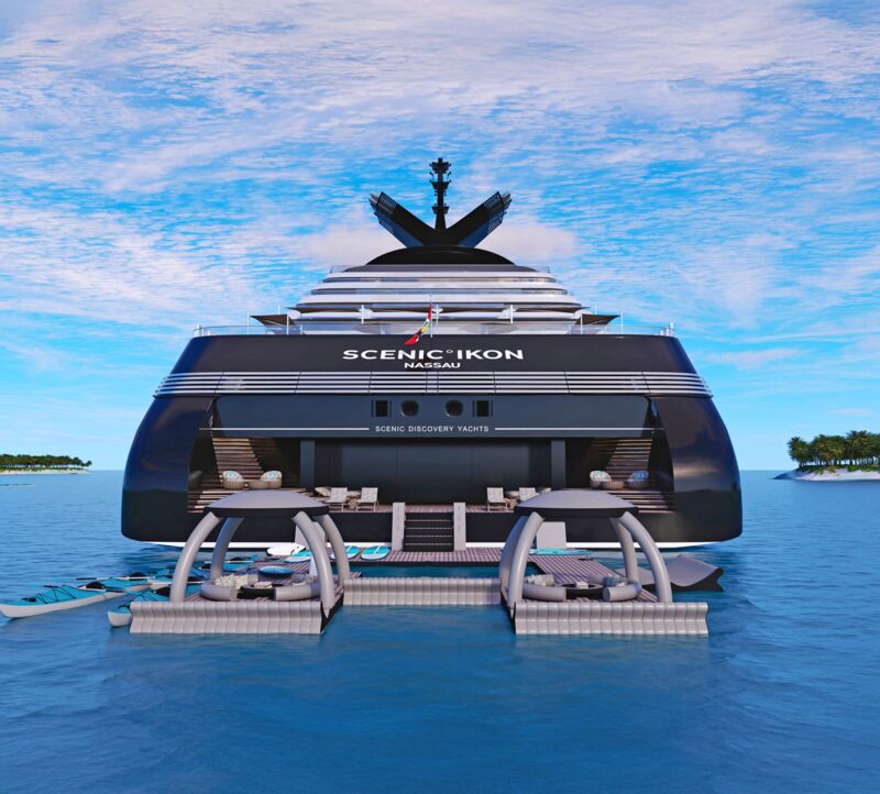 Scenic Icon in de haven