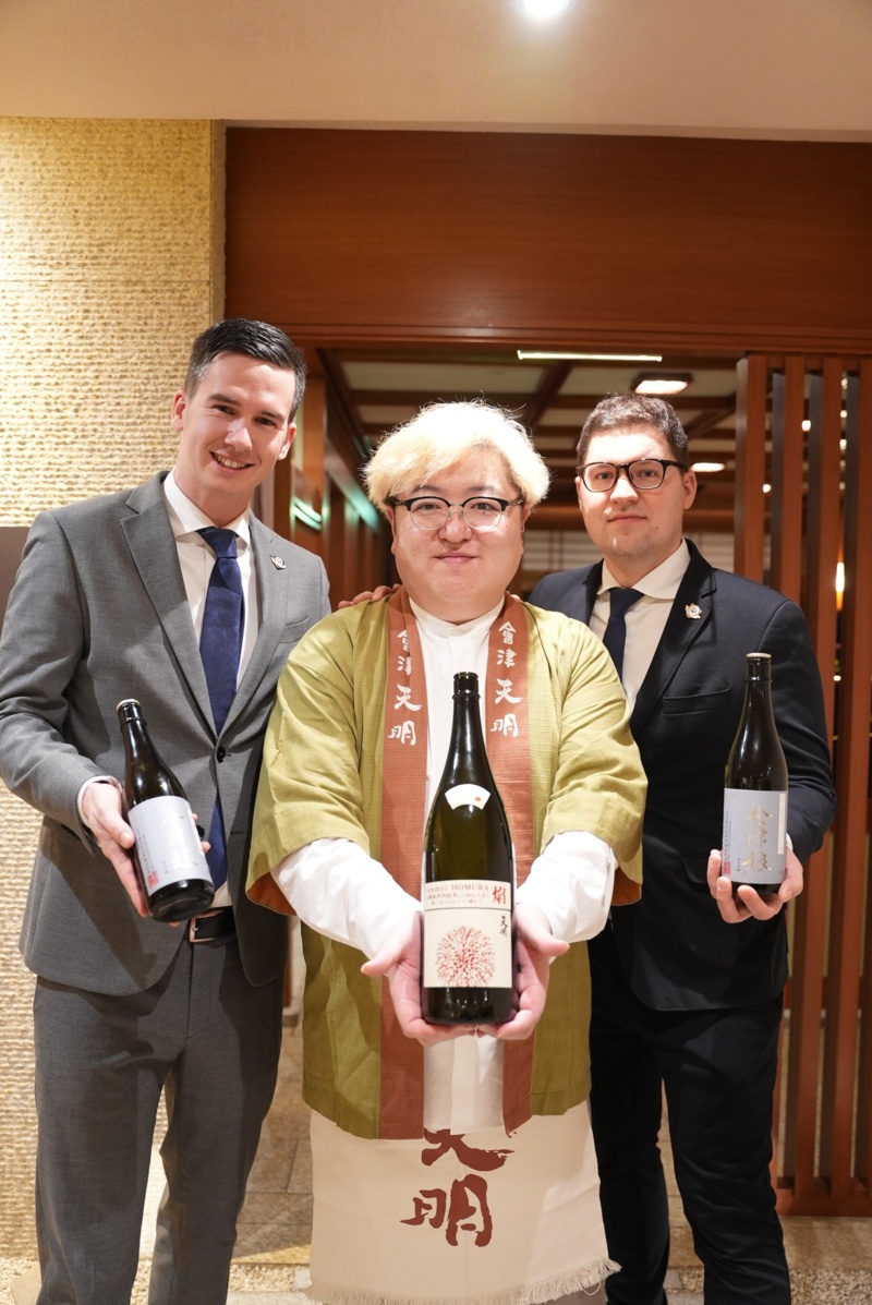 Master Sake Sommelier Menno Tol, Koichi Suzuki, Eigenaar en meesterbrouwer van Akebono Shuzo, Master Sake Sommelier Akos Turi