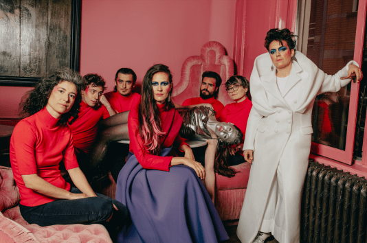 Snowapple by Maud Fernhout Portraits